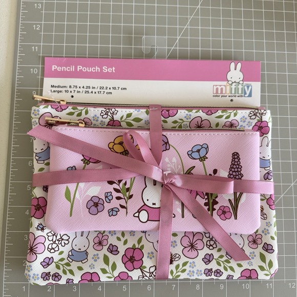 MIFFY Pencil Pouch Set 2 Pieces Flowers Medium Large Zipper Bags Stationery NWT - Picture 7 of 10